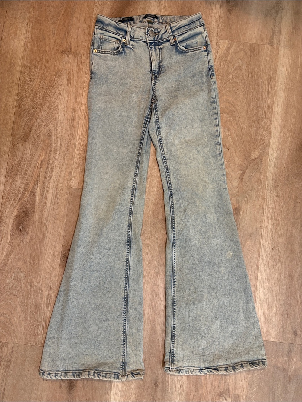 Wild Fable Light Wash Flare blue Jeans Size 2